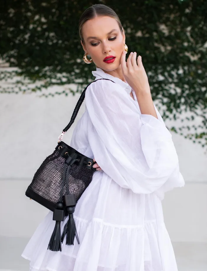 EMILY BAG Erika Pea Earrings