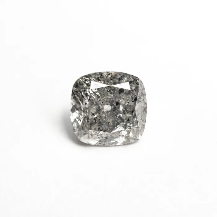 Misfit Diamonds Earrings 135ct 647x623x431mm Cushion Brilliant 2490501