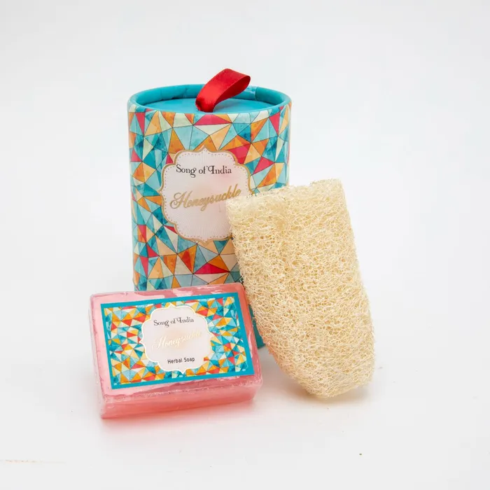 Necklaces DharmaCrafts Little Pleasure Soap Bar with Loofah