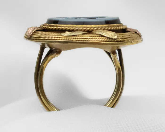 Rings RetroEra 18KT Agate Intaglio Ring Isadoras C