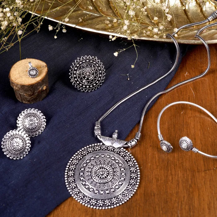 Rings Teejh Teejh Saesha Metallic Silver Oxidized Jewelry Gift Set