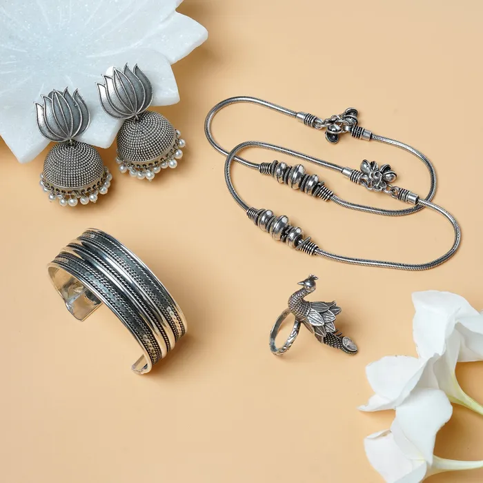 Teejh Rings Teejh Nandana Silver Oxidised Jewelry Gift Set