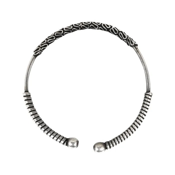 Teejh Teejh Dyuthi Silver Oxidised Bracelet Bracelets Teejh Teejh Dyuthi Silver Oxidised Bracelet Bracelets