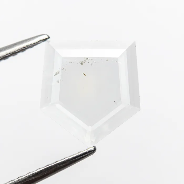 100ct 965x890x099mm Shield Portrait Cut Sapphire 2239201 Misfit Gems Rings