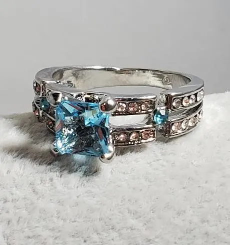 alice Rings R739 Silver Light Blue Square Gem Rhinestone Ring