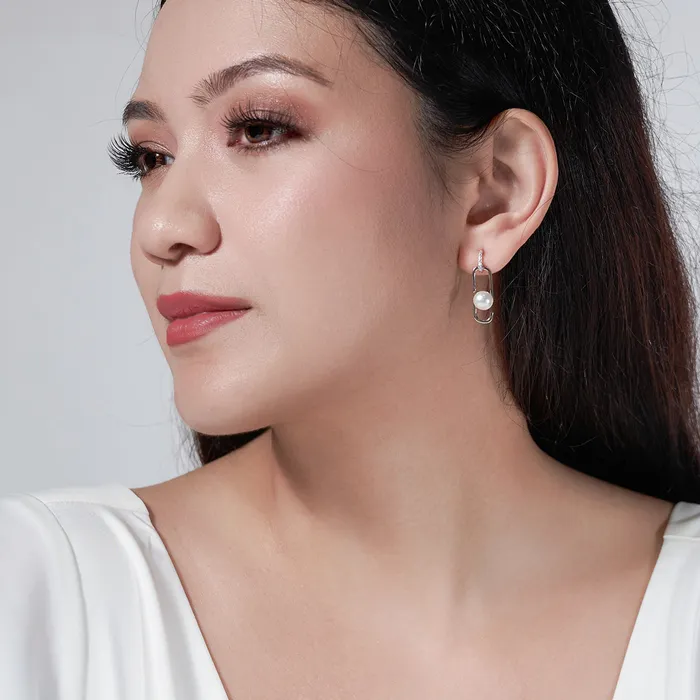 Pearly Lustre Earrings Freshwater Pearl Earrings WE00673 CONNECT