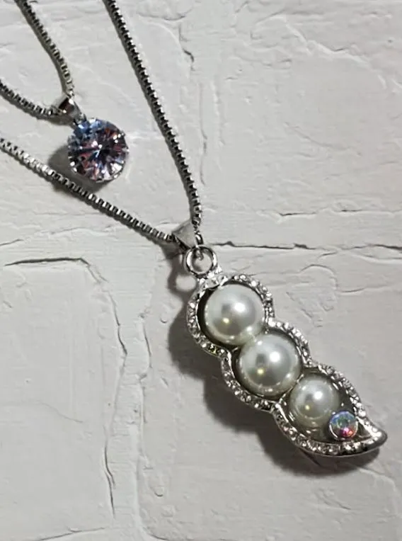 polly Necklaces AZ810 Silver Pearl Pea in a Pod Necklace with FREE EARRINGS