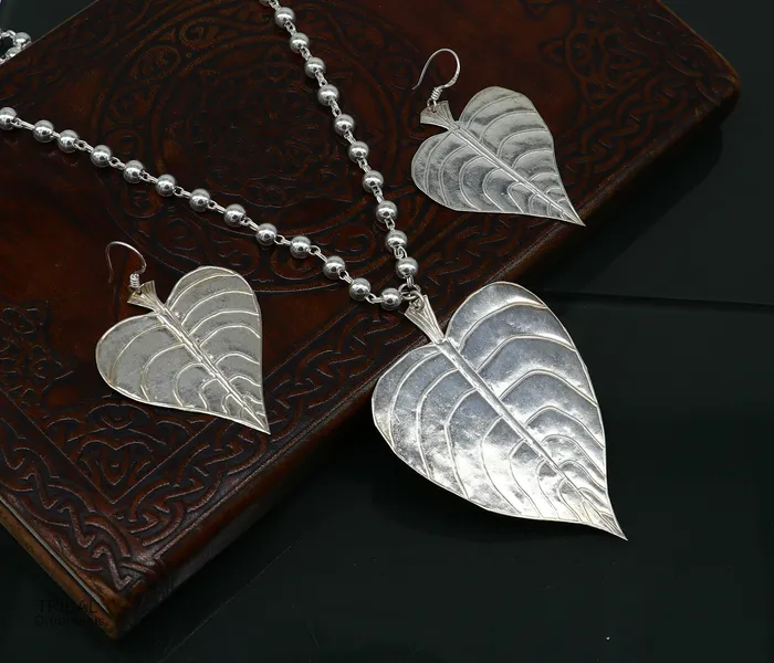 TRIBAL ORNAMENTS Solid Sterling silver handmade vintage design peepal tree leaf pendant with beaded necklace tribal ethnic customized jewelry set275 Necklaces