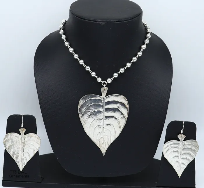 TRIBAL ORNAMENTS Solid Sterling silver handmade vintage design peepal tree leaf pendant with beaded necklace tribal ethnic customized jewelry set275 Necklaces