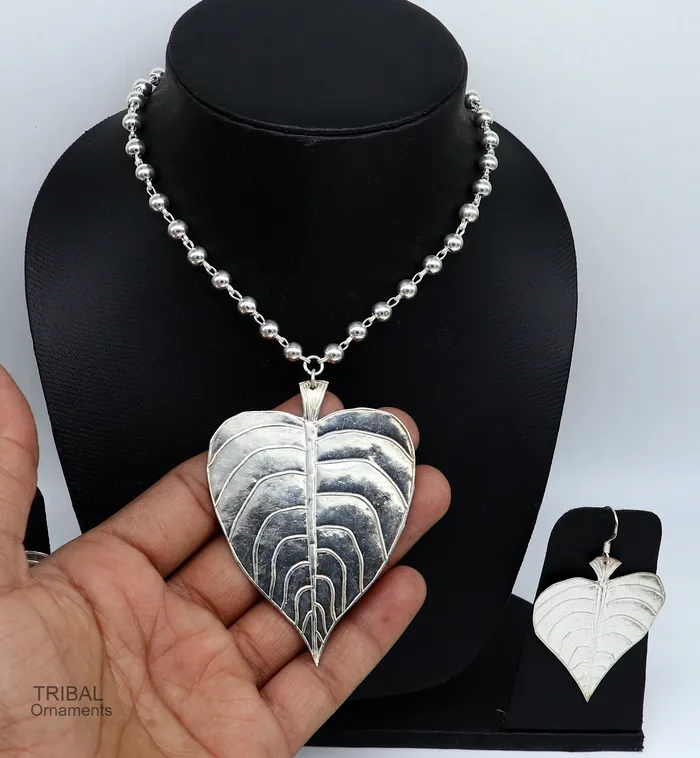 TRIBAL ORNAMENTS Solid Sterling silver handmade vintage design peepal tree leaf pendant with beaded necklace tribal ethnic customized jewelry set275 Necklaces