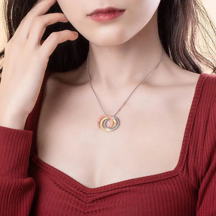 Belbren Personalized Interlocking Circles Necklace in Silver Gold or Rose Gold Custom Engraved Names Family Love and Friendship Jewelry Necklaces