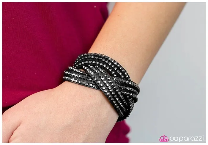 Bracelets Paparazzi Bracelet What Dreams Are Made Of Black Paparazzi Jewelry