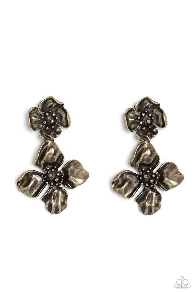 Earrings Paparazzi Jewelry Paparazzi Earring Gilded Grace Brass