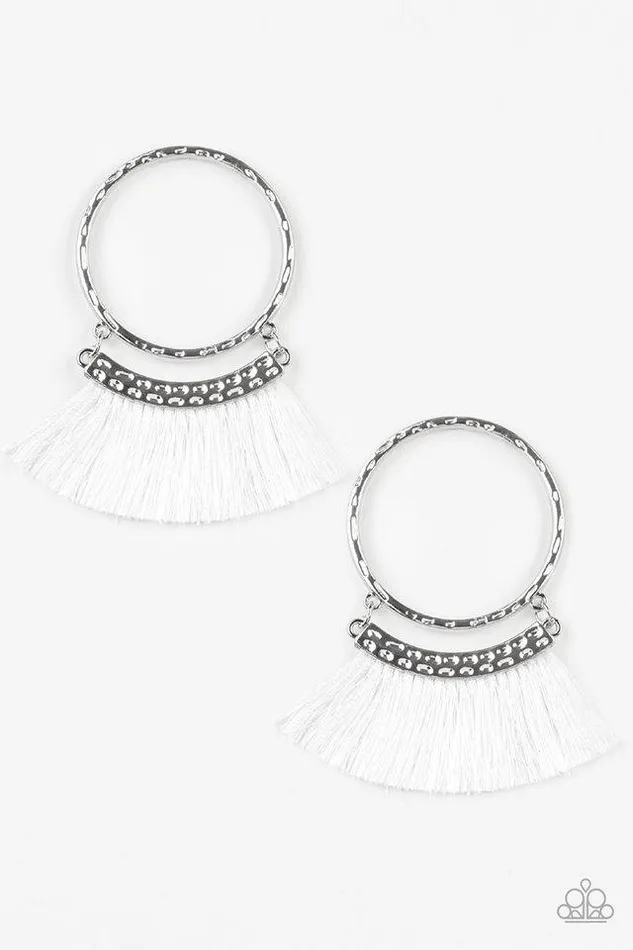 Earrings Paparazzi Jewelry Paparazzi Earring This Is Sparta White