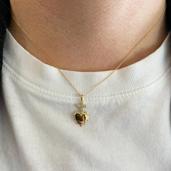 Necklaces Croghans Diamond Cross Heart 18K Gold Mini Pendant Necklace