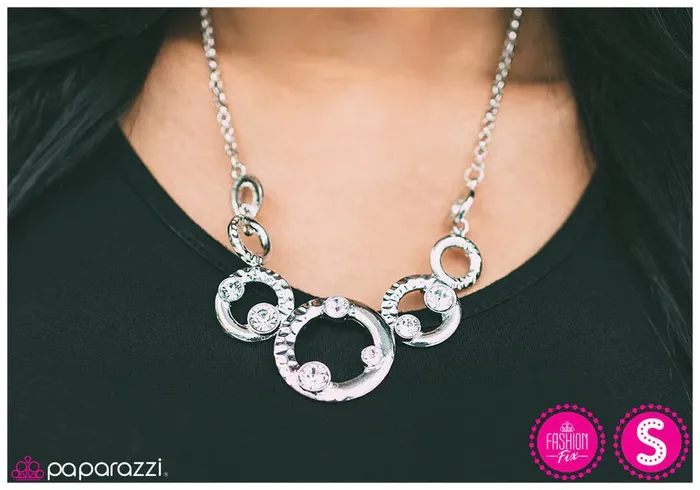 Necklaces Paparazzi Jewelry Paparazzi Necklace Stunningly Stepford Silver