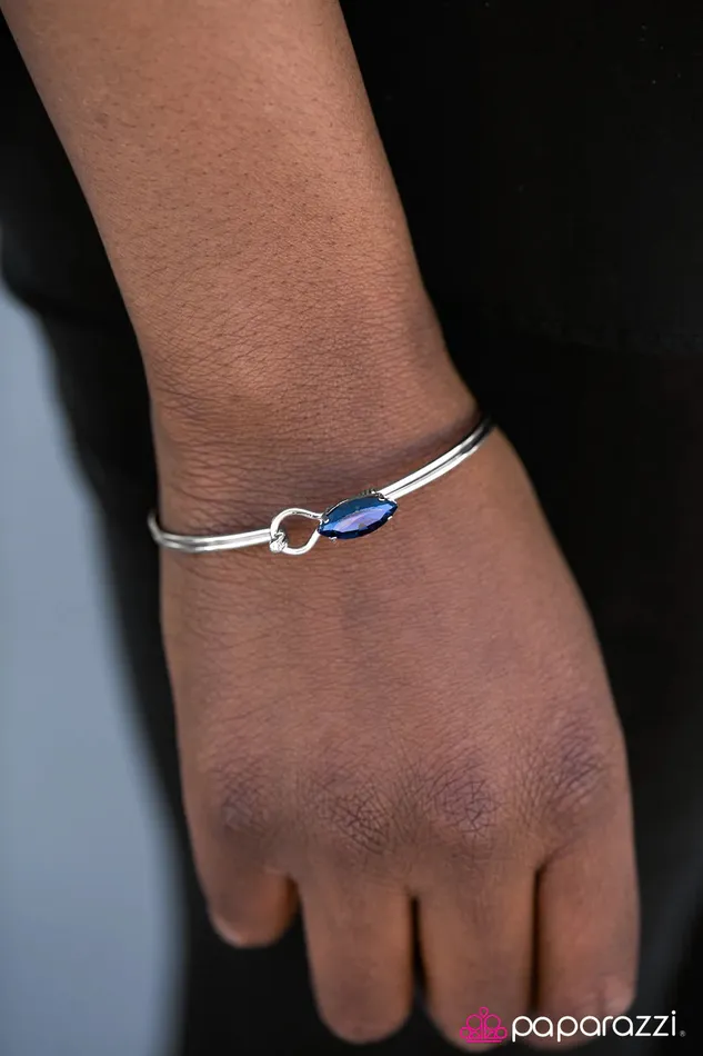 Paparazzi Bracelet Im Here To Dazzle Blue Paparazzi Jewelry Bracelets