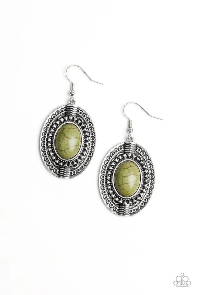 Paparazzi Earring Mountain Melody Green Paparazzi Jewelry Earrings