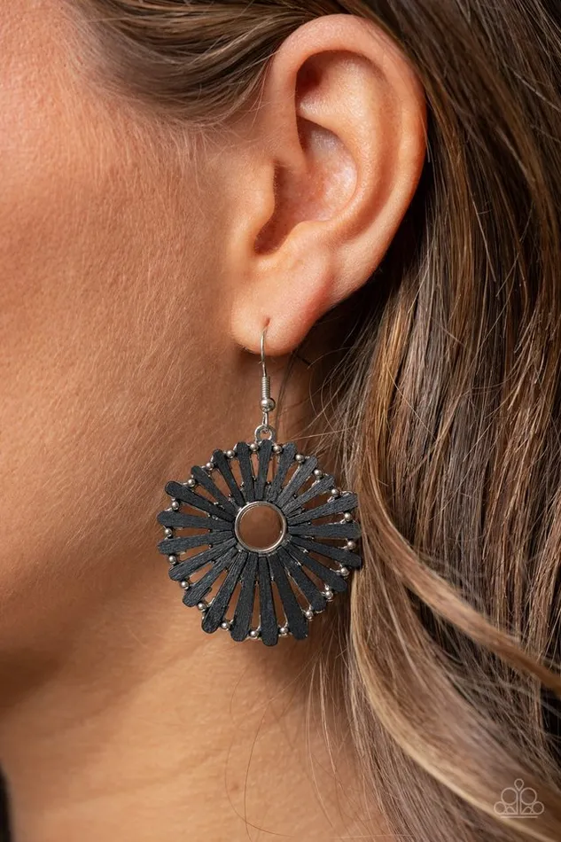 Paparazzi Earring SPOKE Too Soon Black Paparazzi Jewelry Earrings