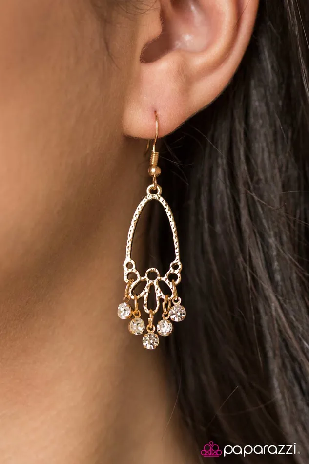 Paparazzi Earring Twinkling Nights Gold Paparazzi Jewelry Earrings