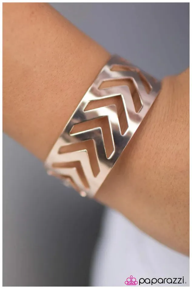 Paparazzi Jewelry Bracelets Paparazzi Bracelet Follow The Leader Rose Gold