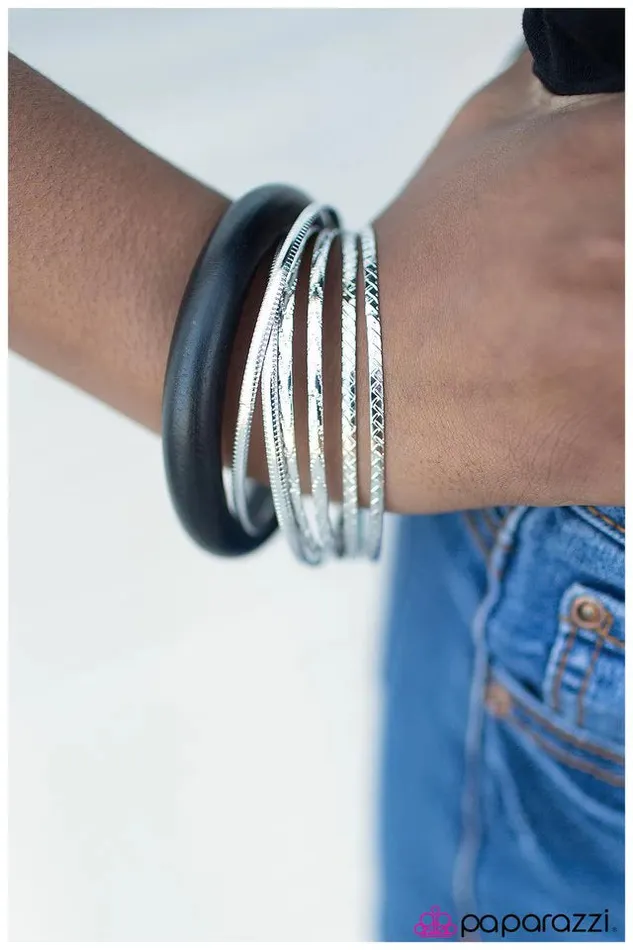 Paparazzi Jewelry Bracelets Paparazzi Bracelet Lucky 7 Black