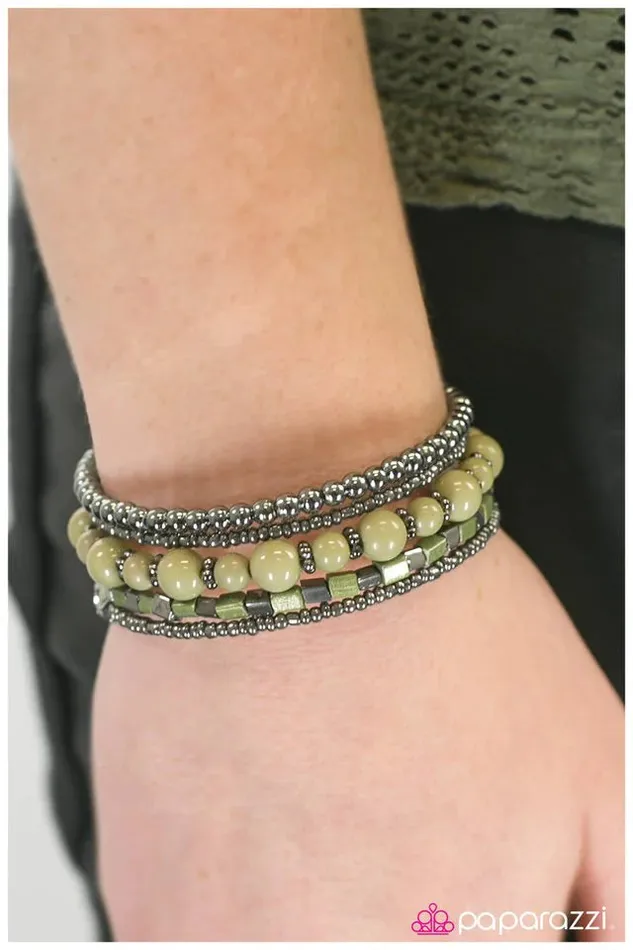 Paparazzi Jewelry Bracelets Paparazzi Bracelet WRAP Star Green