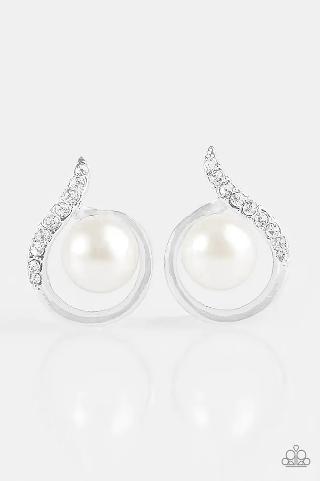 Paparazzi Jewelry Earrings Paparazzi Earring Ballroom Beauty White
