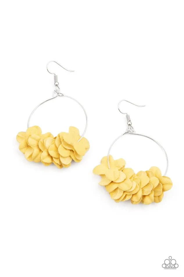 Paparazzi Jewelry Earrings Paparazzi Earring Flirty Florets Yellow Paparazzi Jewelry Earrings Paparazzi Earring Flirty Florets Yellow