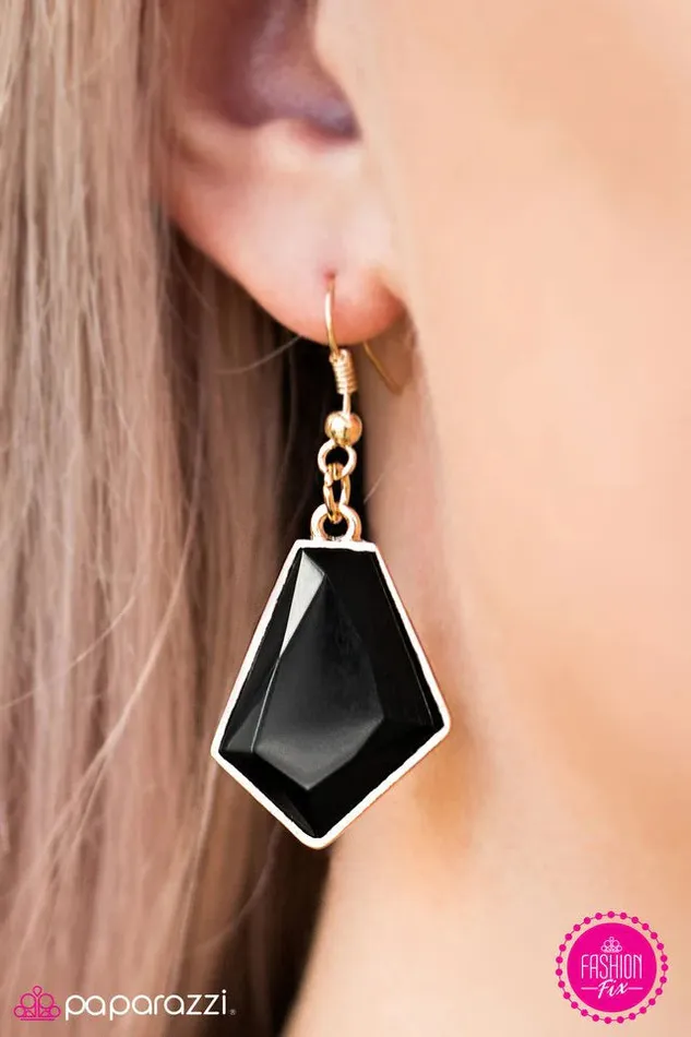 Paparazzi Jewelry Earrings Paparazzi Earring Western Gem Black