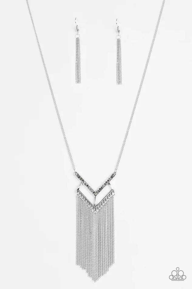 Paparazzi Jewelry Necklaces Paparazzi Necklace Alpha Glam Silver