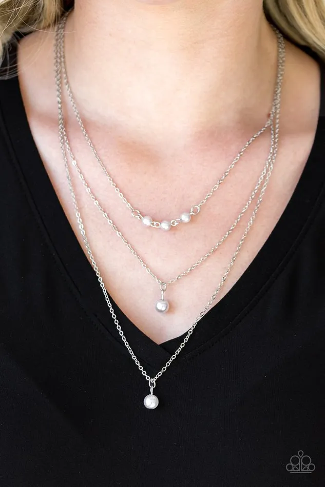 Paparazzi Jewelry Necklaces Paparazzi Necklace High Heels and Hustle Silver