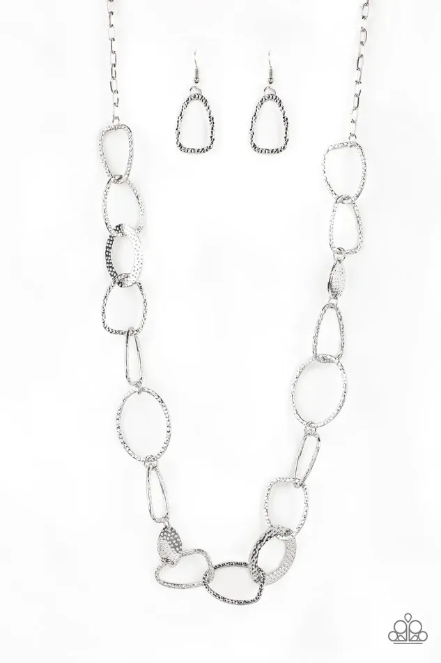 Paparazzi Jewelry Necklaces Paparazzi Necklace Metro Nouveau Silver