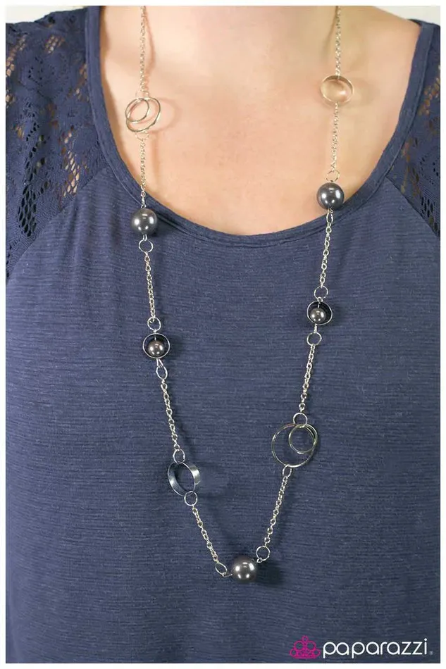 Paparazzi Jewelry Necklaces Paparazzi Necklace Sing Me A Song Mr Piano Man Silver