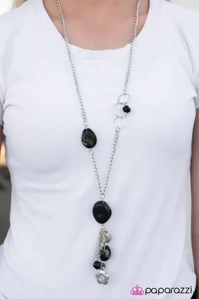 Paparazzi Jewelry Necklaces Paparazzi Necklace Somebody Told Me Black