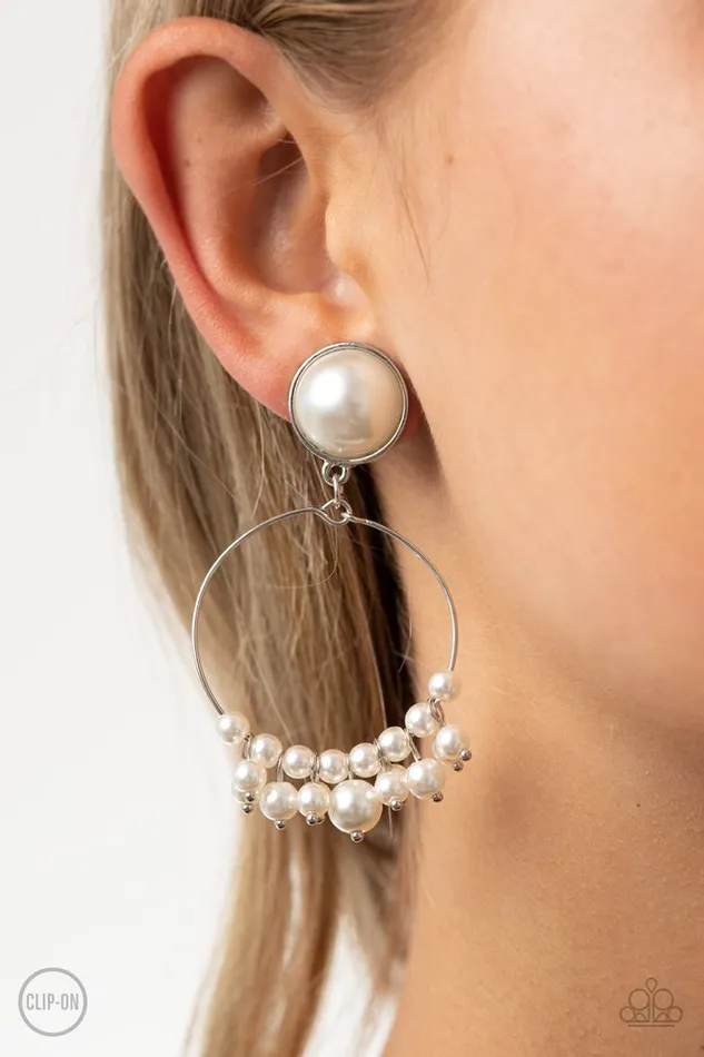 Paparazzi Jewelry Paparazzi Earring Seize Your Moment White Earrings