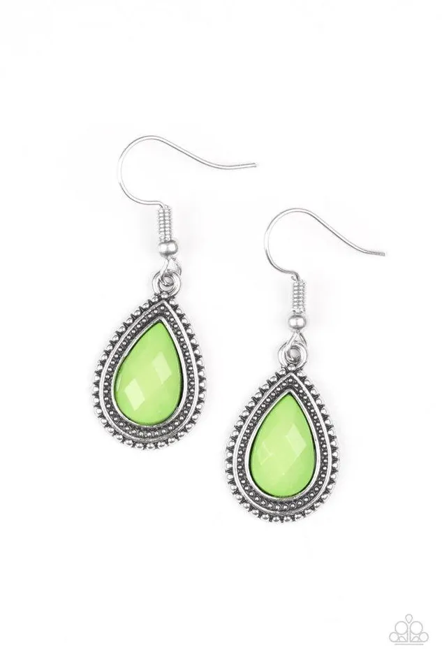 Paparazzi Jewelry Paparazzi Earring Summer Vacay Green Earrings