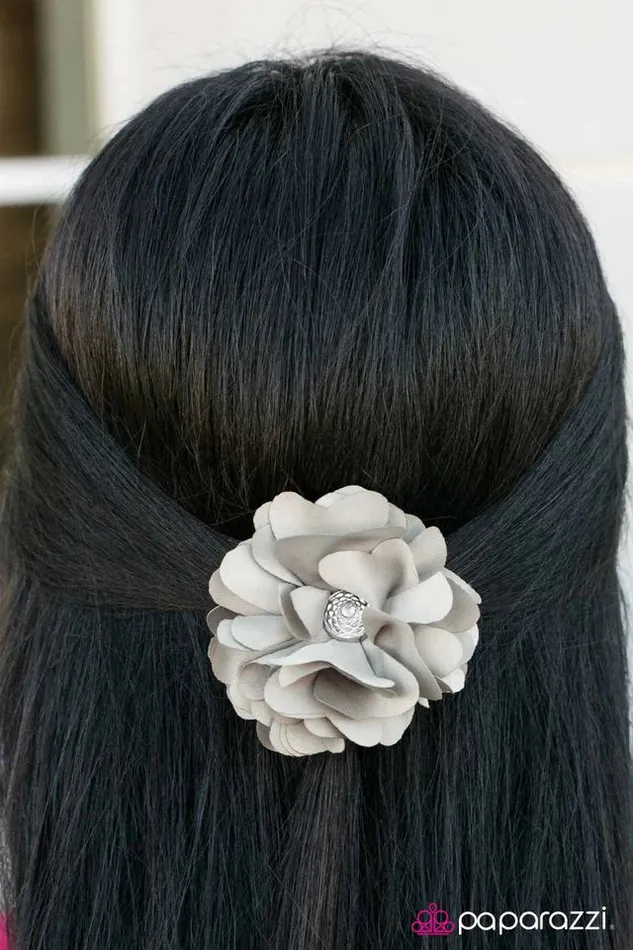 Paparazzi Jewelry Paparazzi Hair Accessories Yes We GLAM Silver Rings