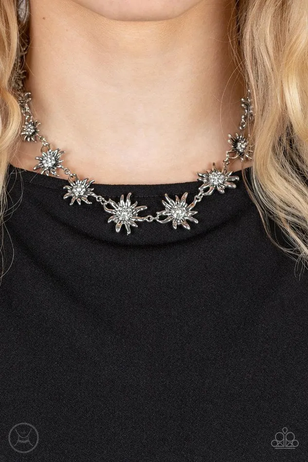Paparazzi Jewelry Paparazzi Necklace Get Up and GROW White Necklaces