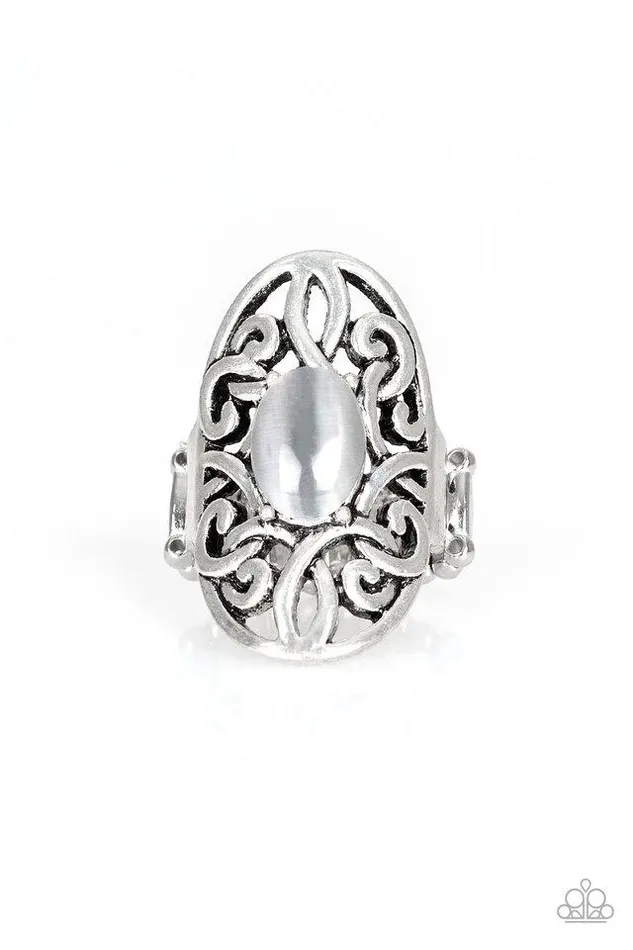Paparazzi Jewelry Paparazzi Ring GLEAM Big Silver Rings