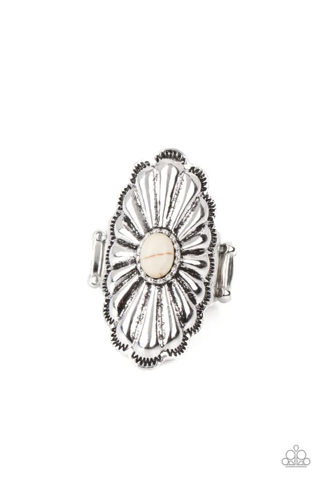 Paparazzi Jewelry Rings Paparazzi Ring Cottage Couture White Paparazzi Jewelry Rings Paparazzi Ring Cottage Couture White