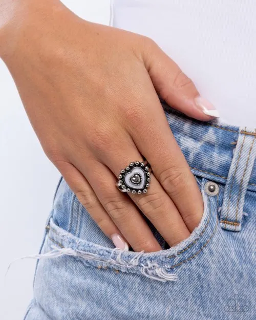 Paparazzi Jewelry Rings Paparazzi Ring Courting Chic White