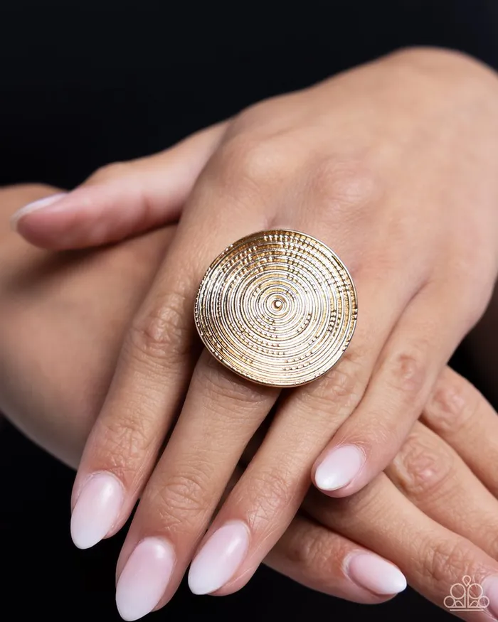 Paparazzi Jewelry Rings Paparazzi Ring Dizzying Delight Gold
