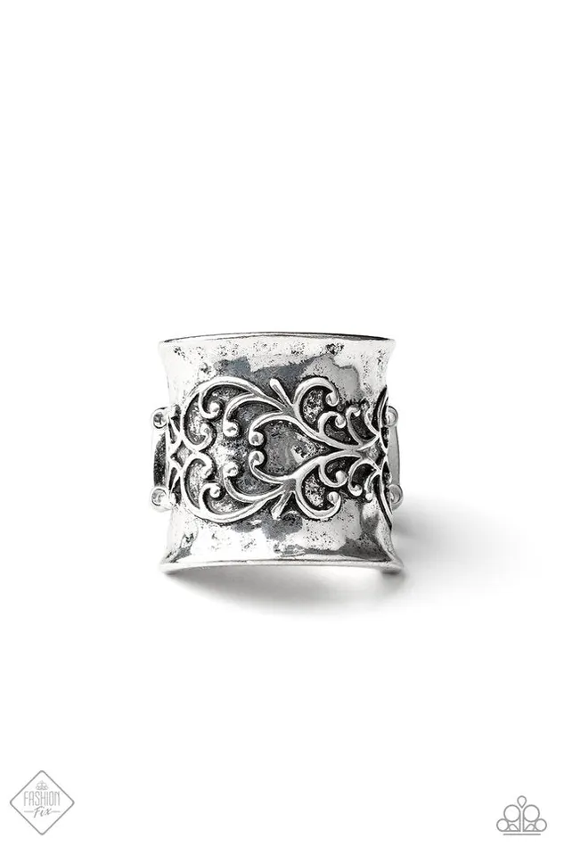 Paparazzi Jewelry Rings Paparazzi Ring Me Myself and IVY Silver Paparazzi Jewelry Rings Paparazzi Ring Me Myself and IVY Silver