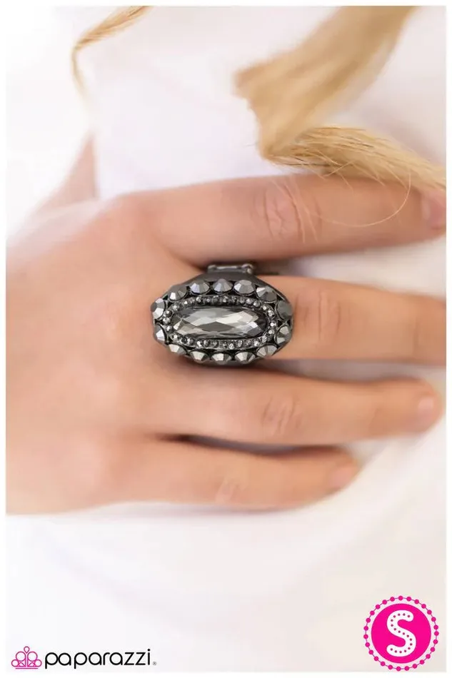 Paparazzi Ring Its Good to be Queen Black Paparazzi Jewelry Rings