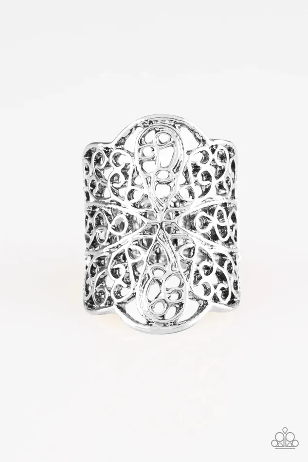 Rings Paparazzi Jewelry Paparazzi Ring The Way You Make Me FRILL Silver