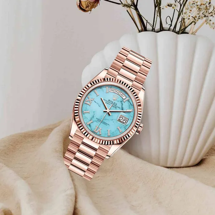 Rolex Bracelets Rolex Day Date 40mm Ref 128235 Tiffany Blue Turqouise Roman Dial Fluted Bezel 18K Rose Gold President Bracelet Mens Watch